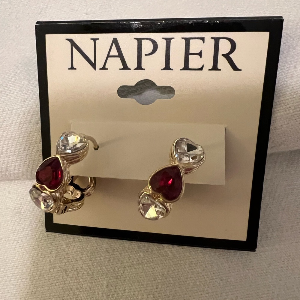 Napier Gold and Red Crystal Heart Earrings NWT - Picture 2 of 8